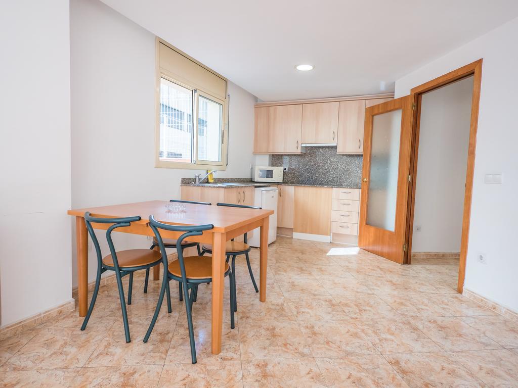 Apartaments Ar Easy Santa Anna II 료렛 드 마르 외부 사진